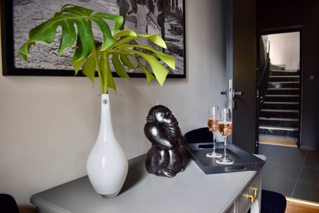 Ockto Luxurious Business Travel Apartment Athena Bagian luar foto